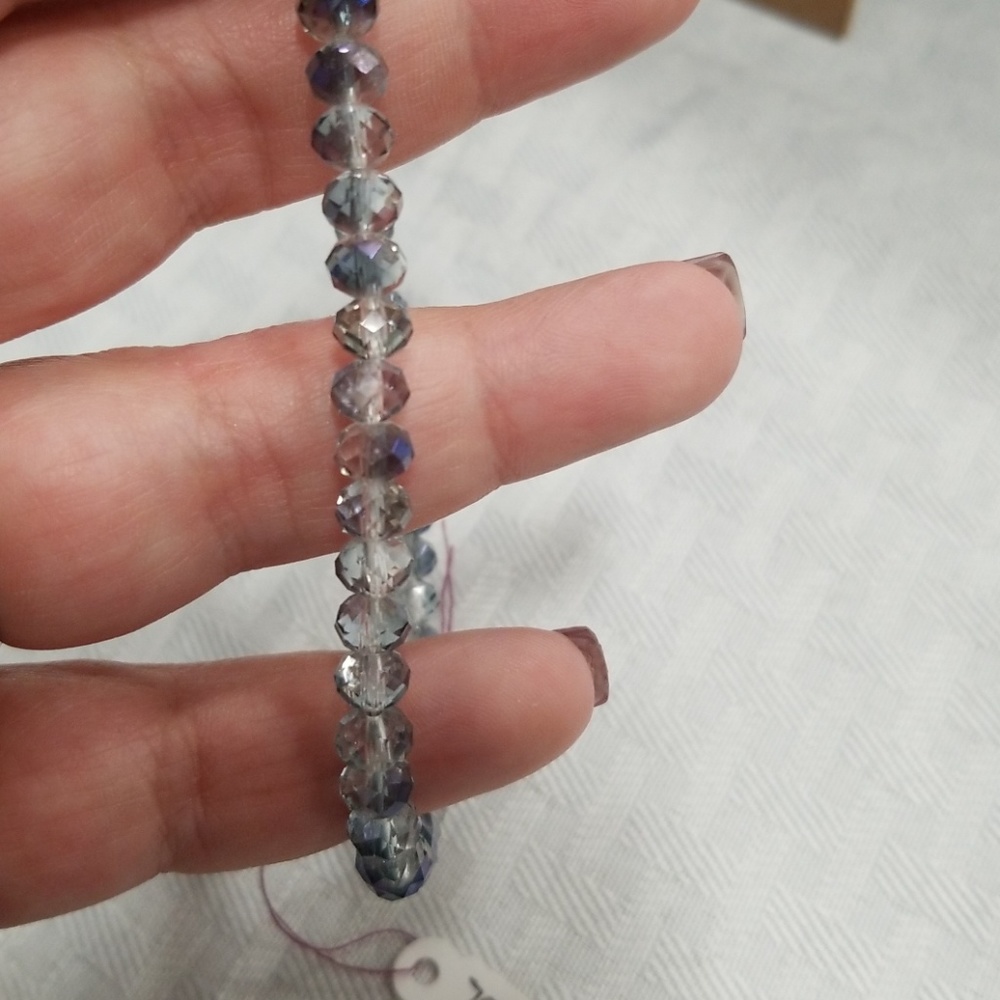 Glass bead bracelet - Picture 1 of 2
